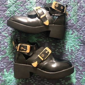 Chunky Heel Cutout Boots